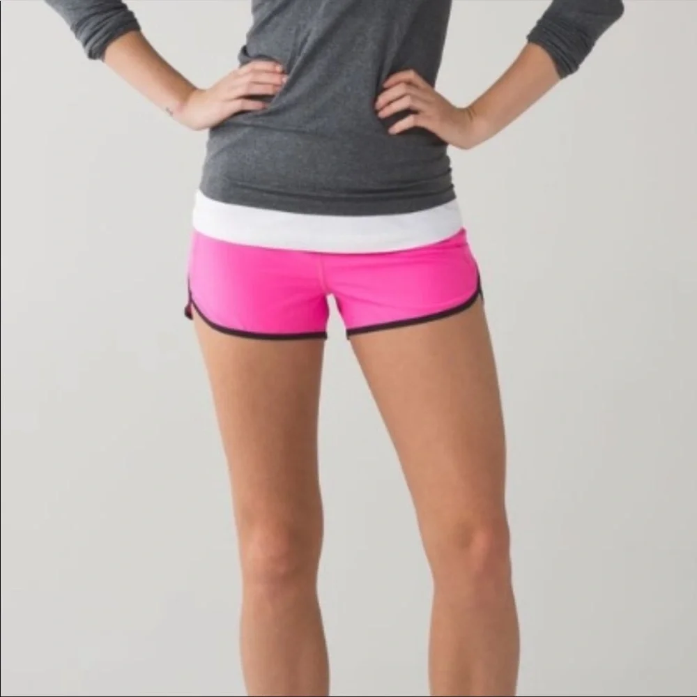 Lululemon Run: Speed Short Raspberry Glo Light 6